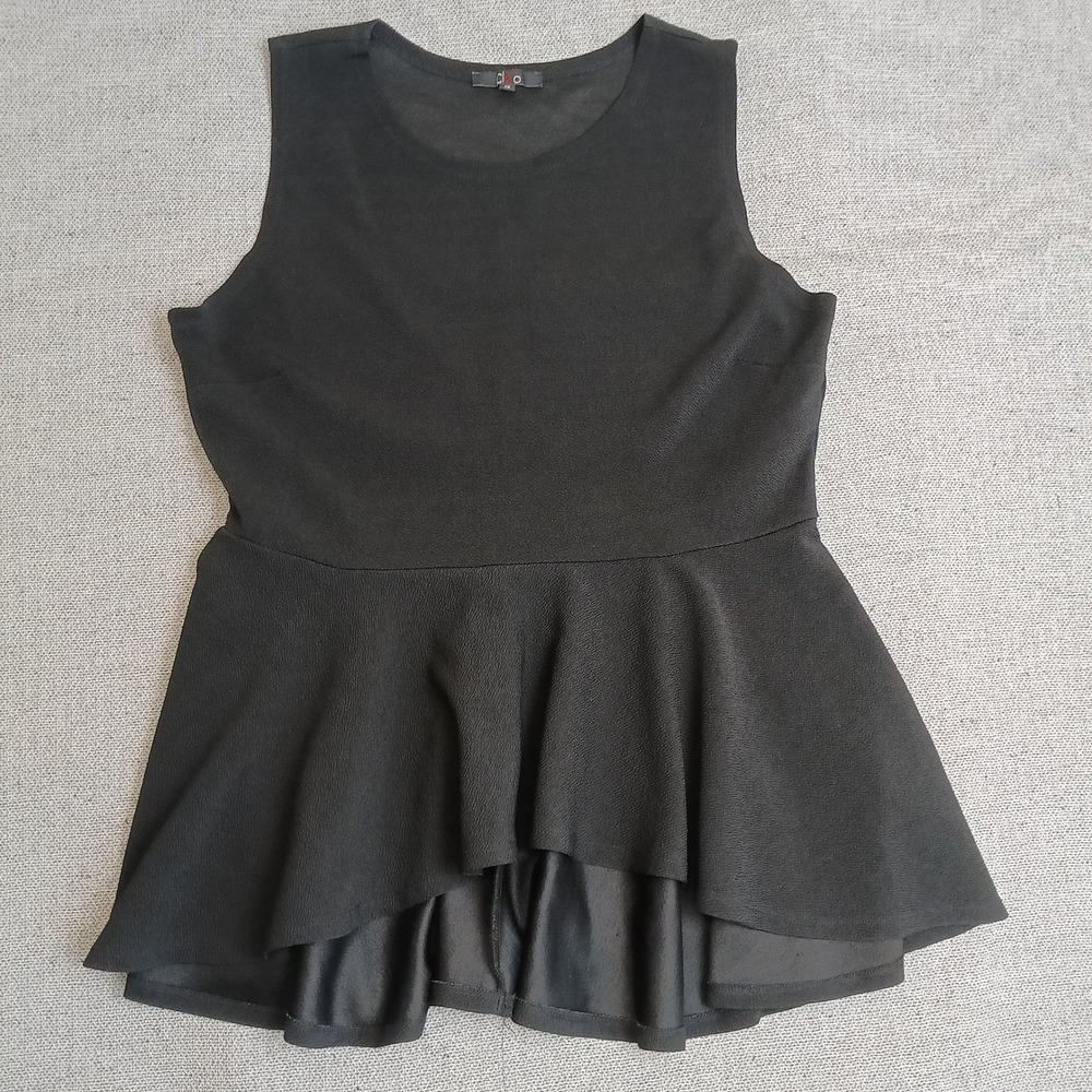 Cleo Peplum Top Womens 1X Black Excellent Sleeveless Textured High-Low TK104X